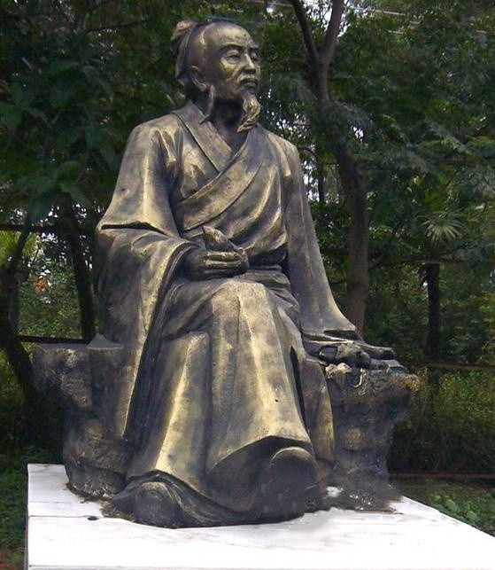 冒死|神医去越南治病,无意间发现一植物,冒死偷来种植,拯救上亿百姓