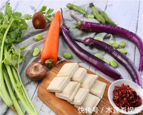 喜欢吃茄子却不会购买教你3个挑选茄子的小妙招，新鲜健康