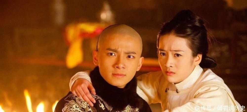 |清官告老还乡怕被人笑话,装几箱砖冒充金银,皇帝:全部换成真的