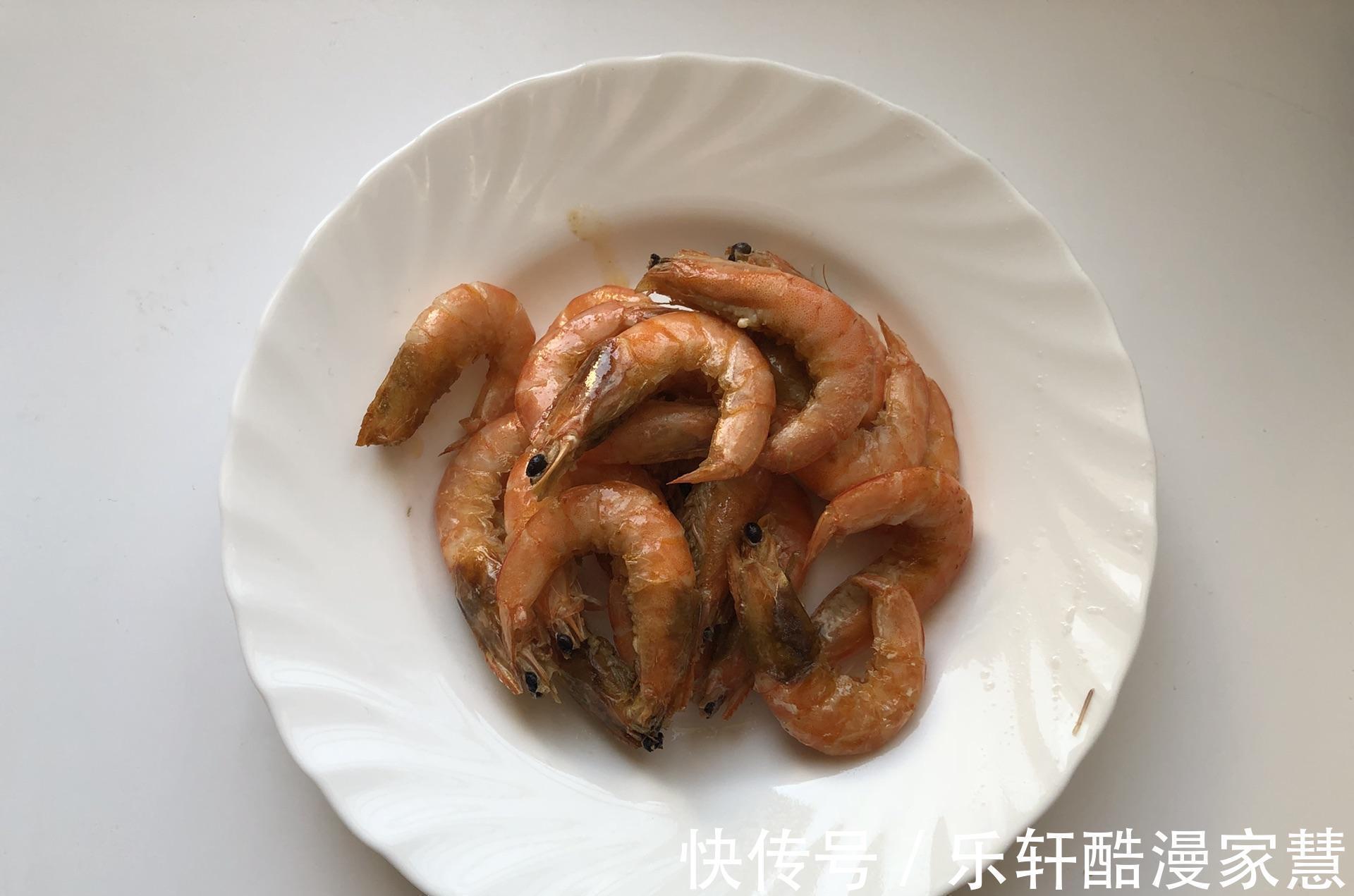 干锅虾|吃一回爱一回的干锅虾,怎么吃都吃不腻,用料简单,在家就能做