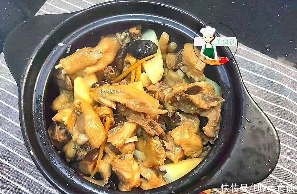 白切鸡|炖鸡肉时，多加“这三样”食材，鲜香营养，炖一锅大人孩子都爱吃