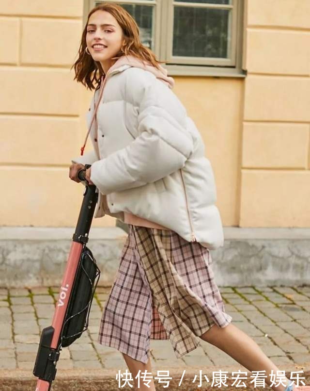 搭配|答应我,穿羽绒服时,最好别配这2双鞋,多穿另外3双,显瘦显高