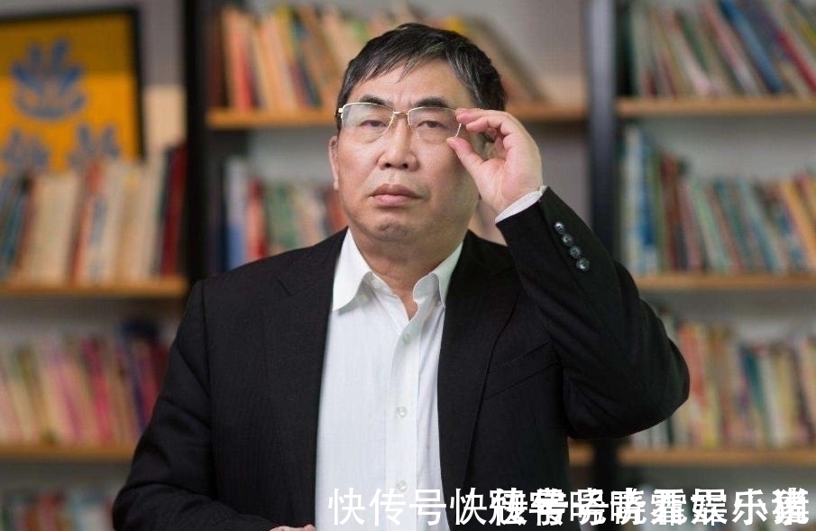 国足|“棋圣”聂卫平点评国足:里皮水平很高,但有一点比李铁差远了!