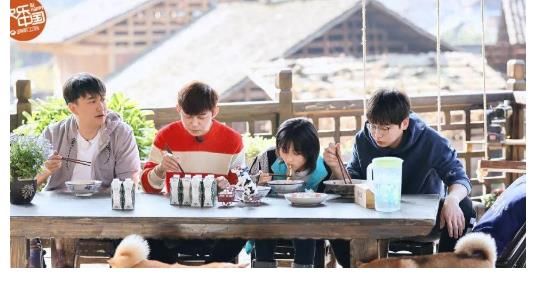 嘉賓們|我就直說(shuō)了那英真不適合《向往5》，沒(méi)說(shuō)她不好，而是容易得罪人