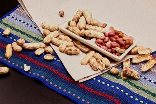 早晨空腹吃花生，6大益处不请自来，注意事项要了解