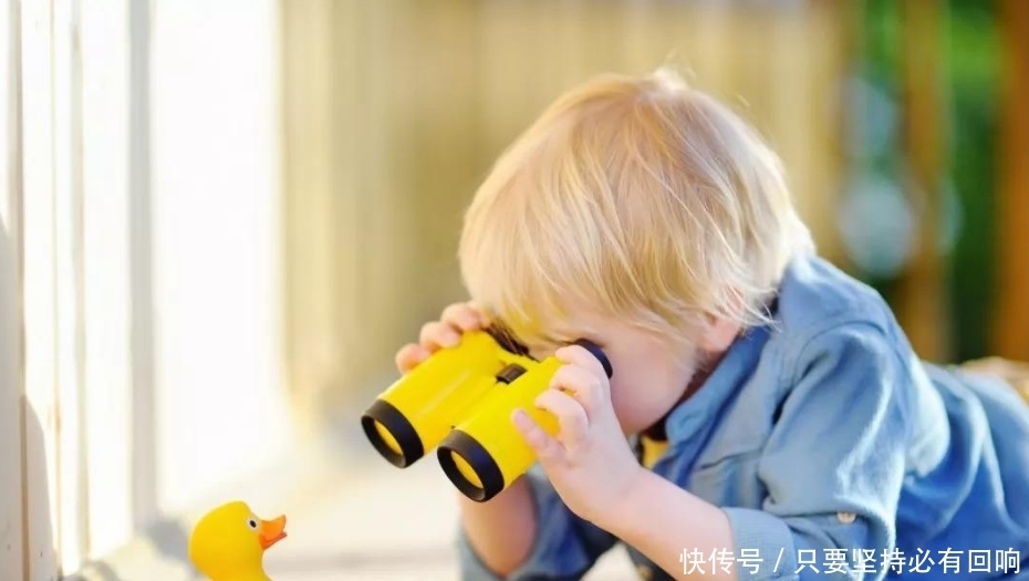 热情|不合群的小儿怎么办,要正确对待小儿的提问,家长要热情对待