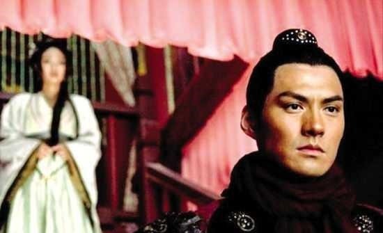 卢俊义@高俅自吹相扑天下第一,除燕青谁还能打败高俅鲁智深武松会输!