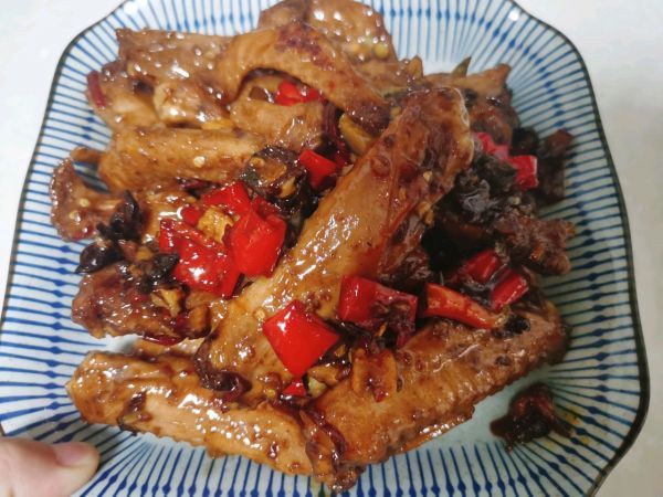 家常|家常卤鸭翅