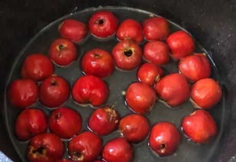 年后,碰到这水果别手软,一次买10斤,放锅中煮一煮,酸甜解腻