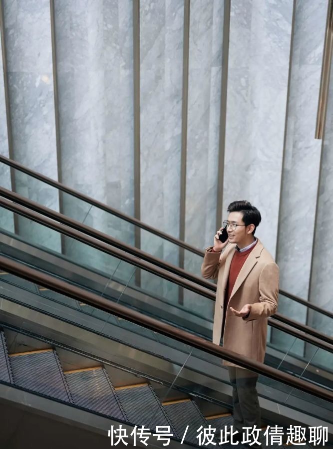 小编|一分钱两样花!今冬第一件大衣,我选性价比超高的ta