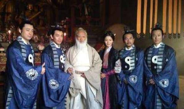 张三丰|金庸笔下郭靖和张三丰,谁的武功更胜一筹,谜底已经揭晓