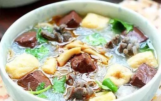 做法|美食推荐虾仁煎饼,脊骨炖土豆,木耳烧豆腐,鸭血粉丝汤的做法