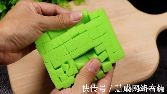 不管电风扇有多脏,教你一招,不用拆机,灰尘污垢自动往下掉