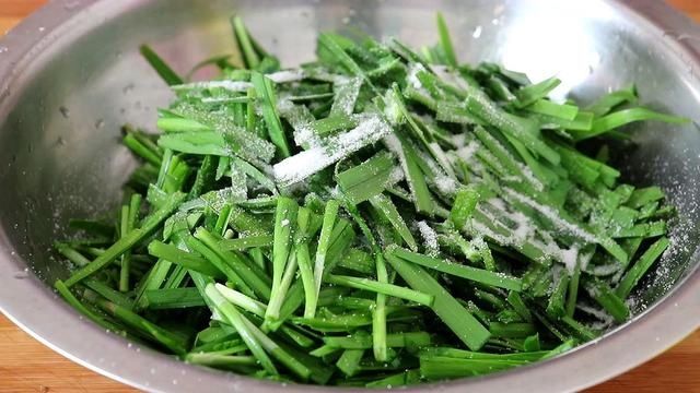 韭菜超好吃的做法，简单一做，开胃解馋，超级下饭，真过瘾