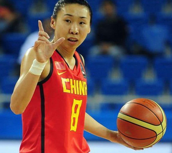 得分王|还记得苗立杰吗?曾被视为国内女篮天花板,如今退役年薪令人羡慕