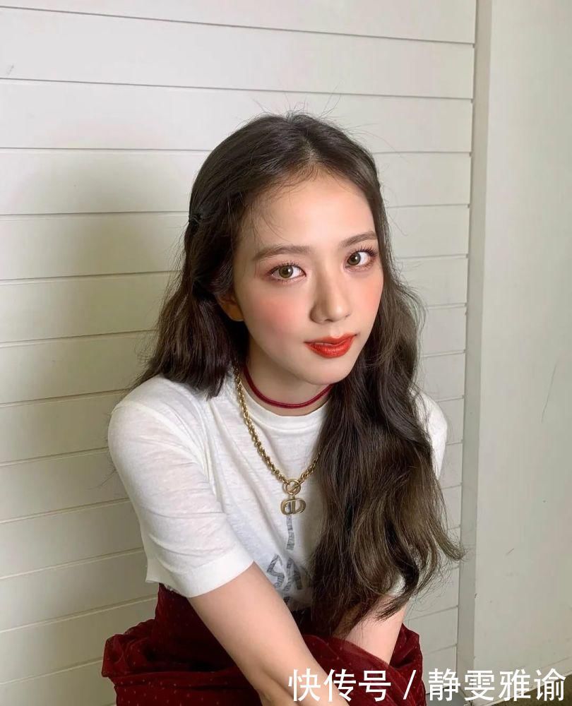 姐妹|新年最火最显白的发型，全靠这几种发色！！