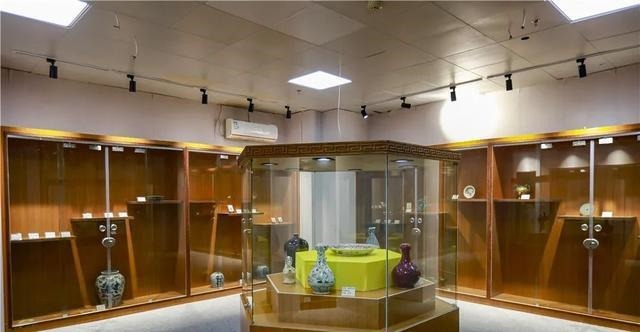 仰仗|老套路 新手法|你所仰仗的“鉴宝专家”可能只有小学文化……