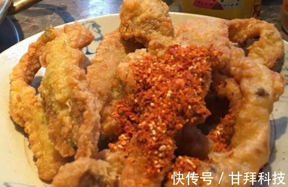 炸酥肉时，挂浆面糊这样调，又香又酥还有嚼劲，放凉了也不疲软
