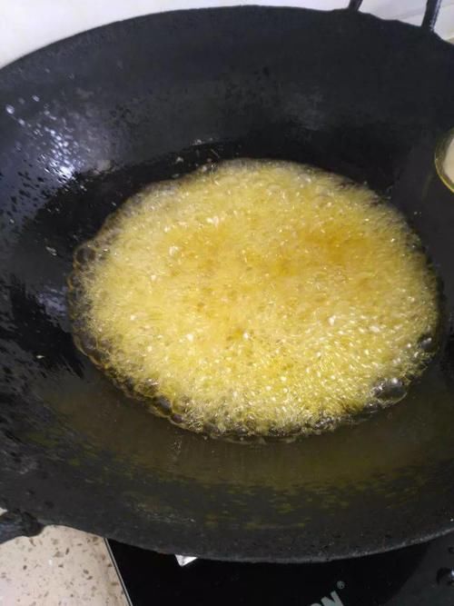 用青辣椒做出来发牛肉酱，欢迎程度超出你想象