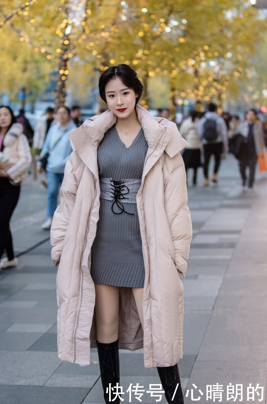 怕冷|冬天怕冷?不妨试试“羽绒服叠穿法”,真正的保暖又时髦