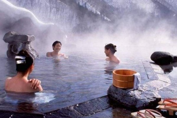 游客|日本泡温泉3个“隐形”规定，最后一个，游客受不了