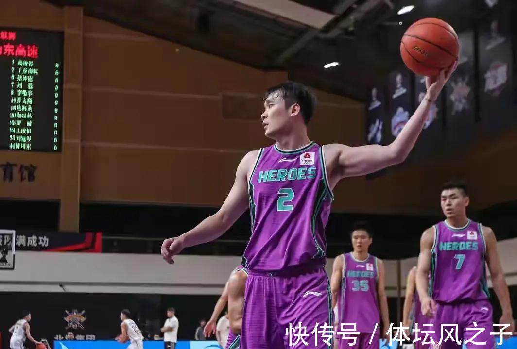 徐长锁|球迷爆料山东男篮或将迎回巩晓彬,丁彦雨航将会被赛季报销