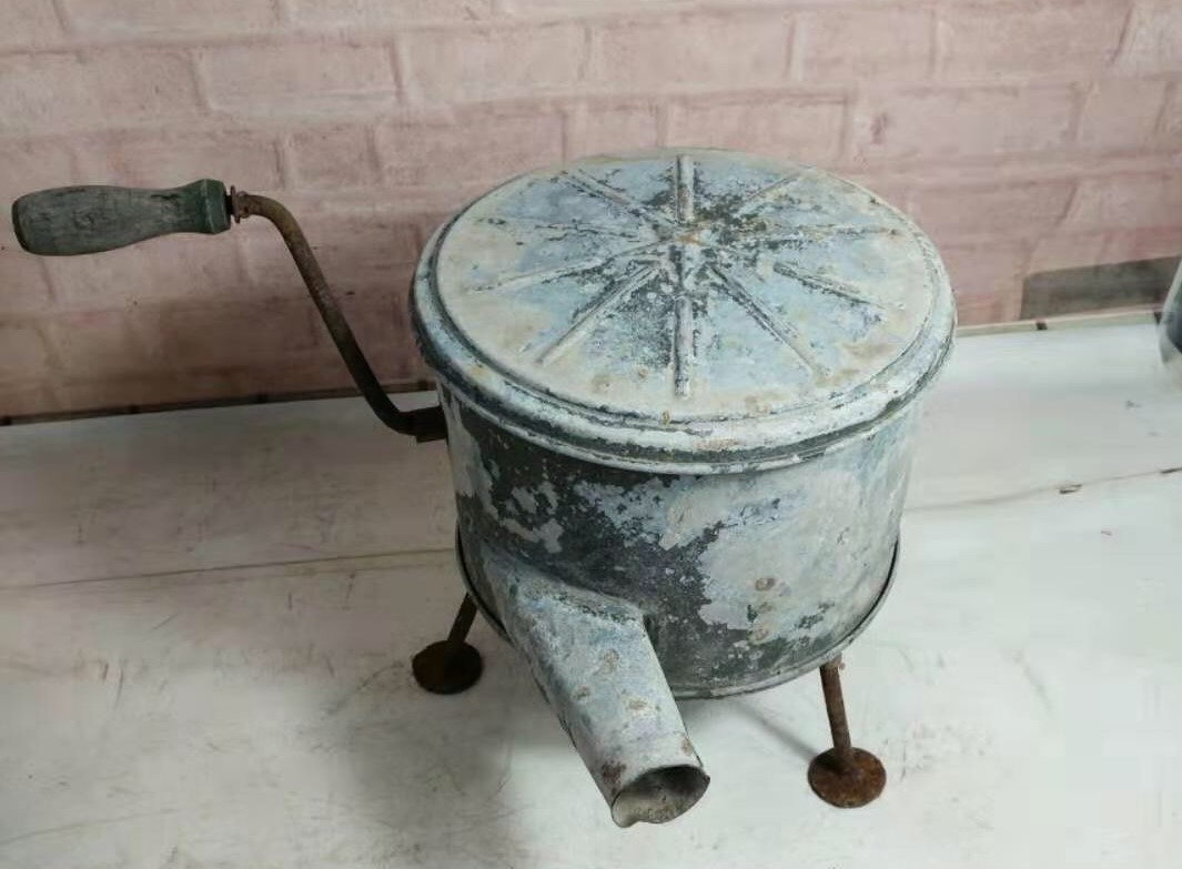 煤炉&四川有九种老物件,基本都已经消失,最后三个老物件认识的人不多