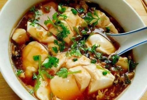 美食优选:凉拌海木耳,冬笋烧蘑菇,椒麻鸡,自制豆腐脑的做法