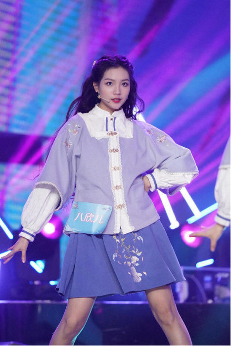 《水晶晶女孩》收官，八欣儿“没有遗憾，继续前行”