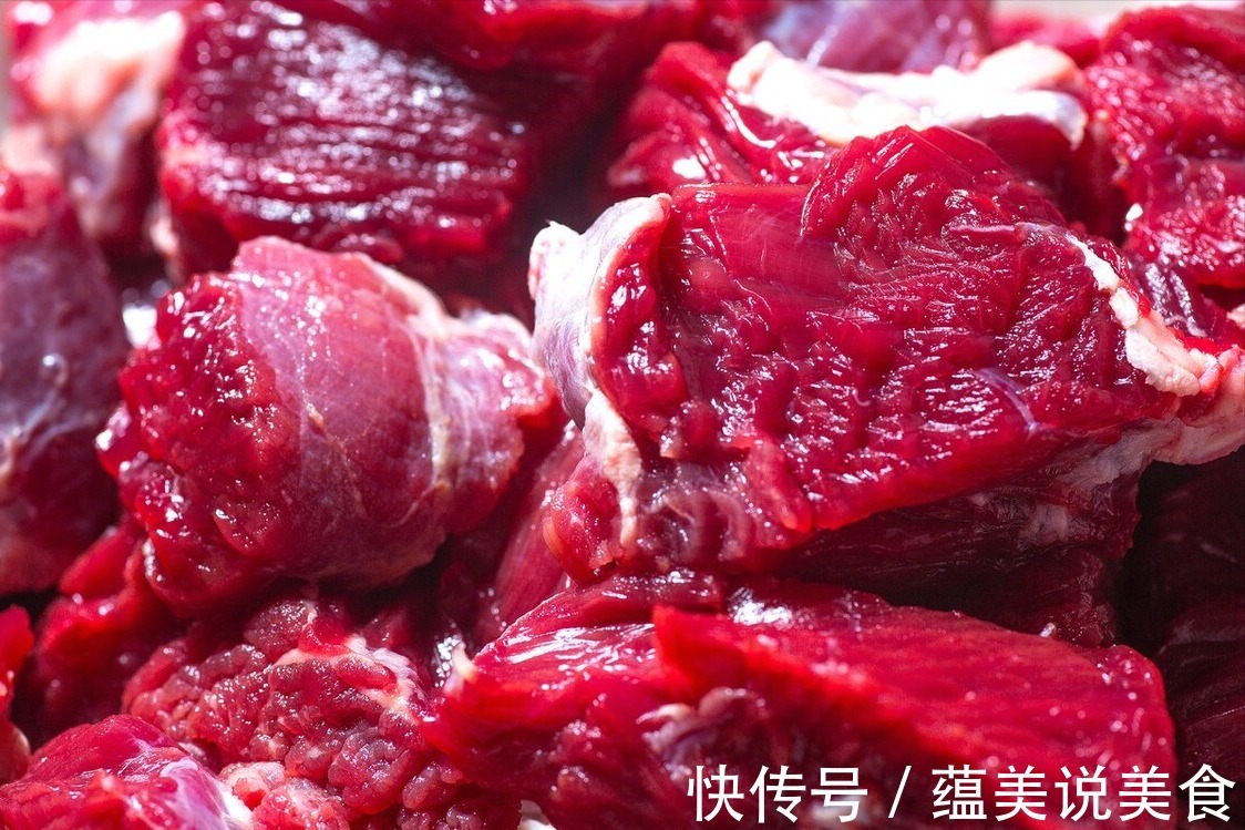 做酱牛肉,不要再焯水了,老师傅教你正确做法,酱香浓郁不柴不腥