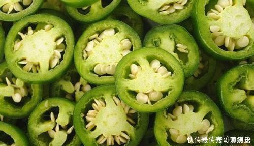 入睡|经常失眠的人，晚餐最好不碰7种食物，睡眠质量或能越来越好