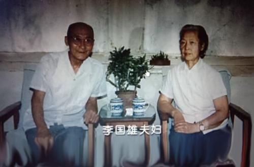 前半生|溥仪特赦后携妻重游故宫, 迎面碰见一大汉, 溥仪脸红耳赤脸色大变