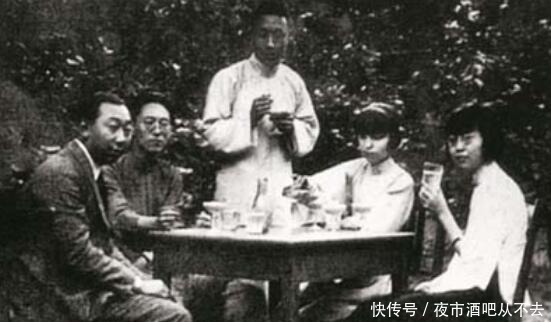 生母|论叛逆,张爱玲比不上生母黄奕梵,学唱歌画画,谈吐优雅爱自由!