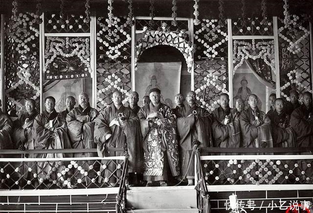 1913年老照片隆裕太后追悼会现场,5万人致哀!