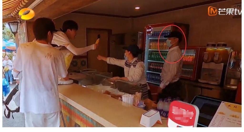 要不是严屹宽的“自爆”，陈立农这次怕是要被骂上热搜了