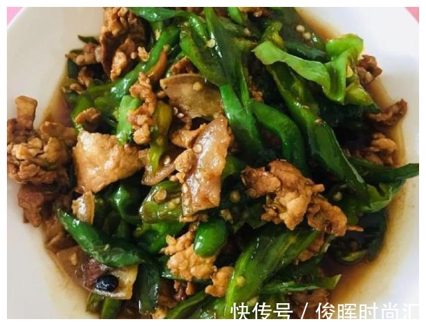 这道菜|辣椒炒肉怎样才能更入味？大厨教你多做一步，肉质鲜嫩，入味足