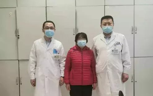 外科|“拳头大”甲状腺肿压扁气管导致窒息，辗转三家医院终获新生