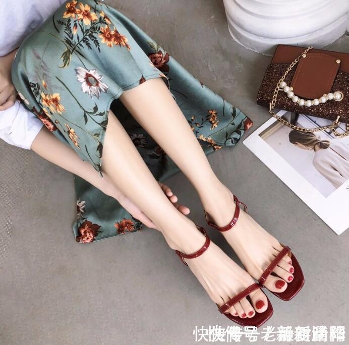 鞋面|优雅的粗高跟设计,高跟鞋五花八门,散发女人的成熟魅力