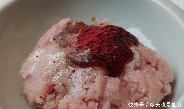 十足|猪肉脯做法原来这么简单!鲜甜咸香,嚼劲十足,好吃卫生无添加