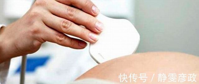 分娩|产妇同时生下2个宝宝,家人都很高兴,医生却说这不是双胞胎