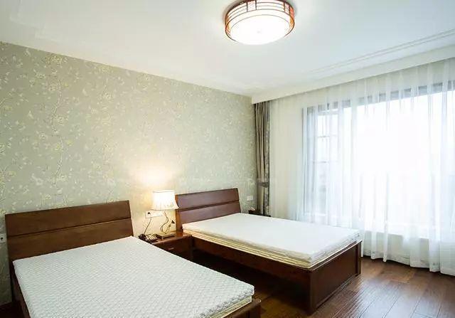 装修设计|180平新中式装修设计,八仙桌和灯笼椅,感觉好灵动!