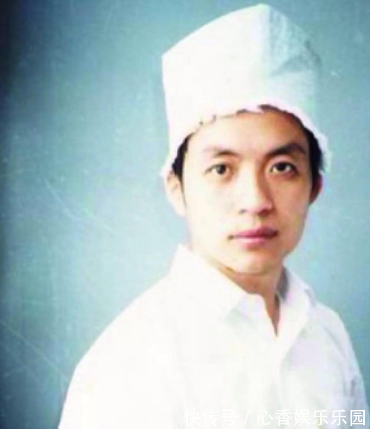 一代人#学生读“黑夜给了我黑色的眼睛”被家长训,顾城的诗真的不该读吗