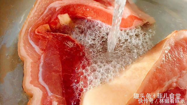  大厨|做红烧肉时，有人先焯水，有人直接炒，都错了，教你大厨做法，香