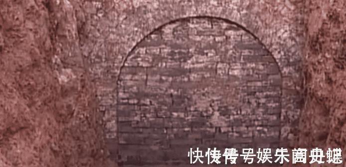 毛巾&罕见明朝王爷墓:没被盗过却挖出现代毛巾,墓中珍宝堆积成山