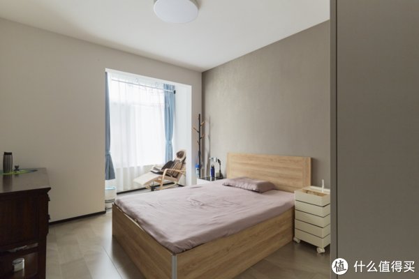 卫浴|绝！5口之家0杂物，只靠1扇门实现卫浴三分离