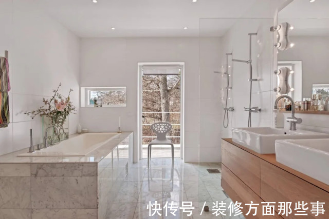 功能主义|92平现代风二居室，一进门就是客厅巧用隔断还有收纳作用