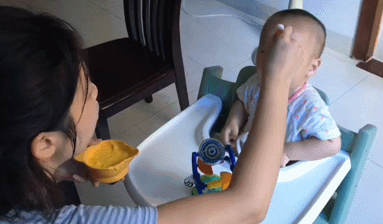 宝宝|第一口辅食:小米粉大学问,添加不对处处掉坑,这些误区你中过吗