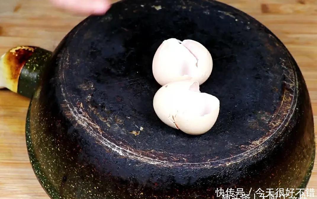 好意见|炒锅锅底不管多黑,教你一招,立马焕然如新,连洗洁精都省了