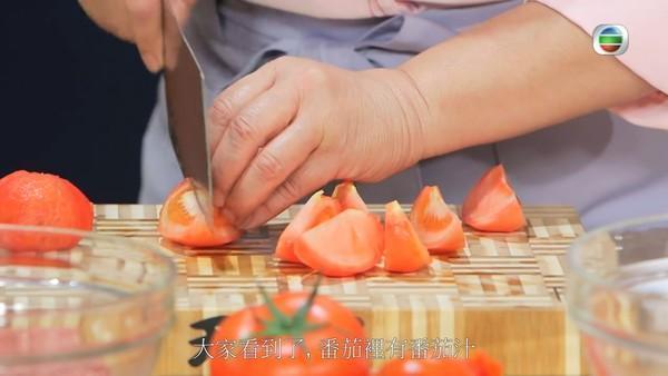 美食|夸张!TVB人气女星美食节目用40个番茄做茄牛汤,网友太浪费