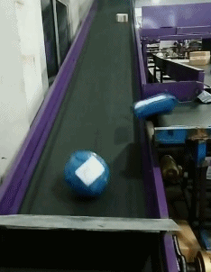 |幽默笑话:酱油和醋打架了,引来了一群围观者